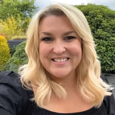 Sara Davies