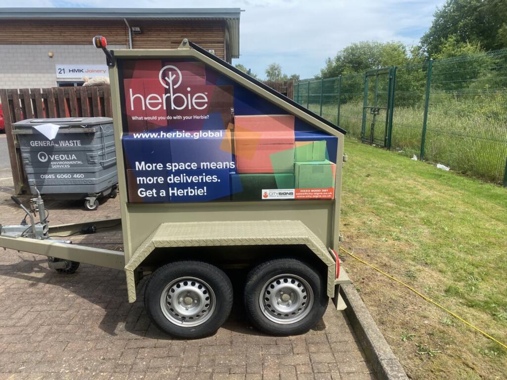 Herbie Trailer Skips